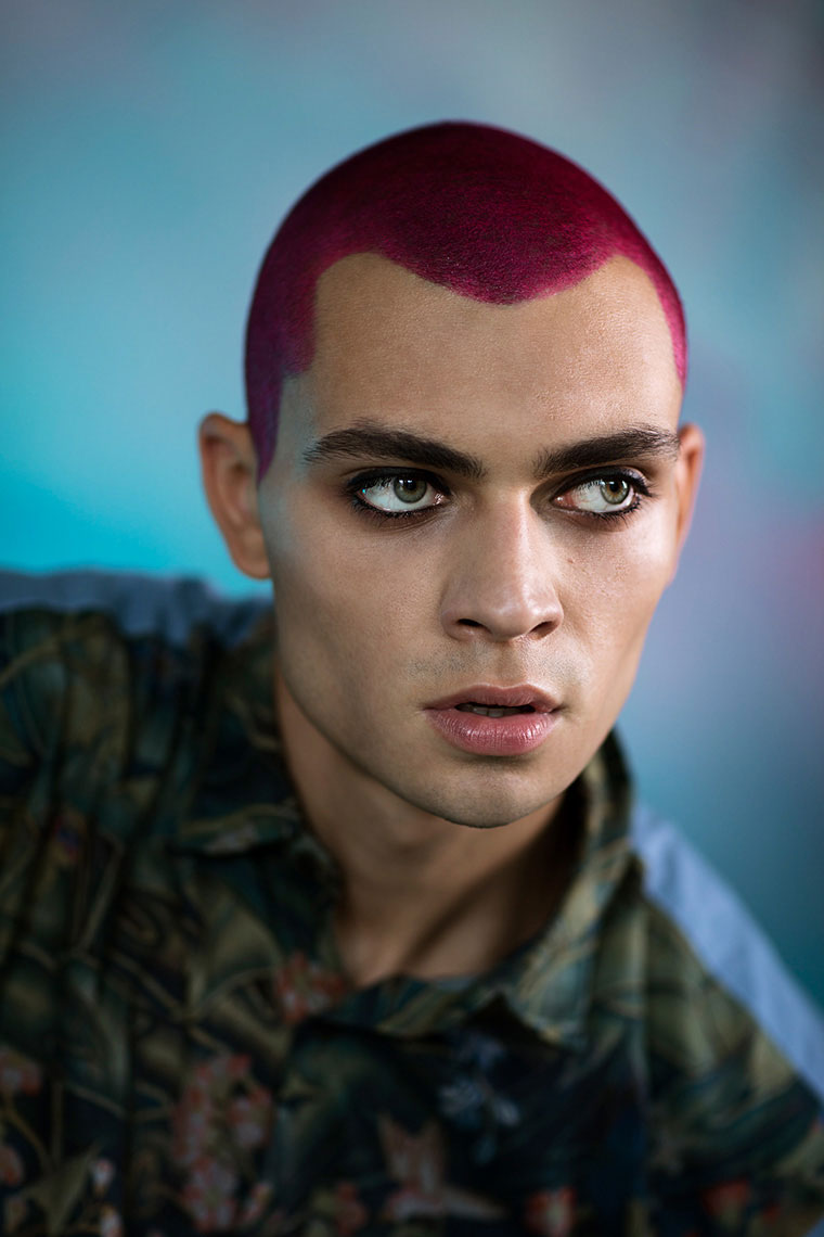 COLOR  HAIR & MAKEUP 